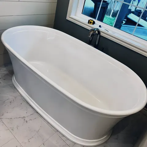Freestanding tub install, from Glasscock Plumbing Services’s own photographs.